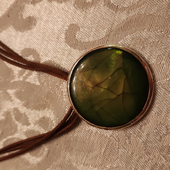 Green tones necklaces vintage. Shell and beads - Picture 4 of 4